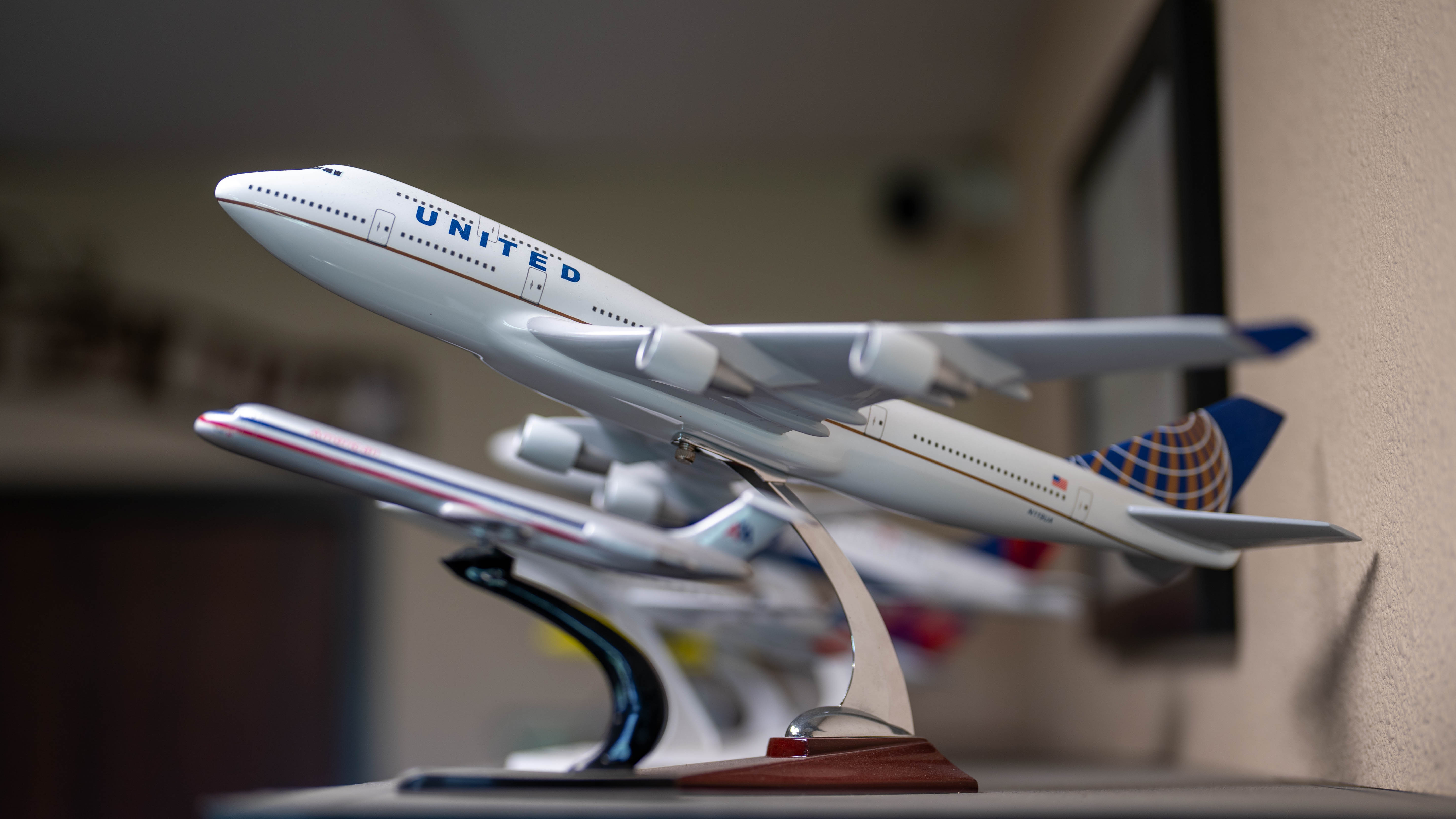 Model aircraft displayed at the flight school.